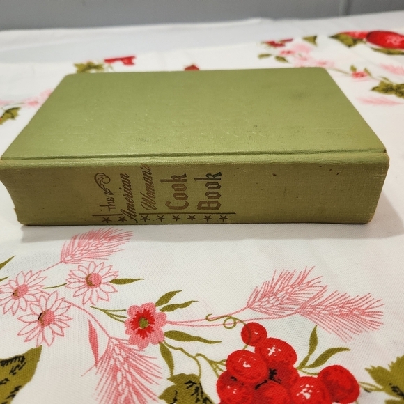 Vintage The American Woman's Cookbook 1951 Culinary Arts Institute Berolzheimer - Picture 9 of 17